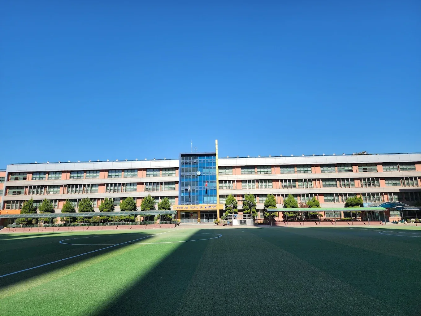 서울 중학교 본관 건물의 내진성능평가 수행 현장